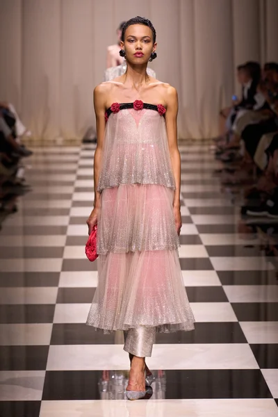 Look 13